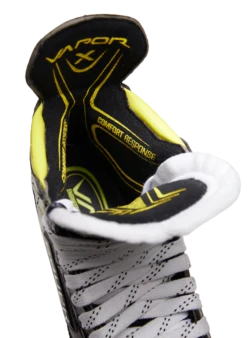 Bauer Vapor 3X Senior Roller Skates -Bauer 1060219 RH VAPOR 3X SKATE 0524 clipped 1 ccefa653 544a 4b32 9fe6 79905398f6ab