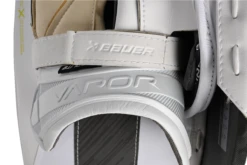 Bauer Vapor Hyperlite2 Senior Goalie Blocker -Bauer 1061626 BTH23 GOAL STICKS ELITE SR MTOBLACK catalog front 2a83f12d d046 4037 b793 2ab4fef2b2e1